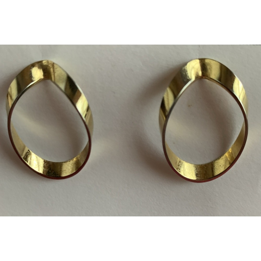Vintage Gold Tone Dangle Earrings - Picture 2 of 5